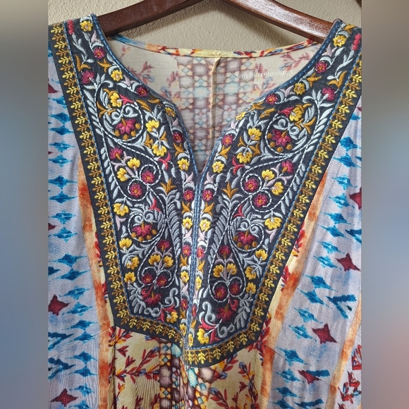 Soft Surroundings Womens Multicolored Embroidered Flutter Sleeve Tunic Size L - Picture 3 of 7